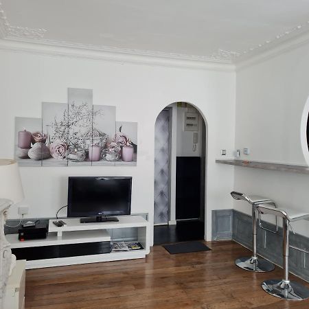 Le Baron Apartment Charleville-Mezieres Exterior photo